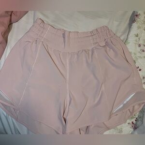 Lululemon pink hotty hot shorts 4”